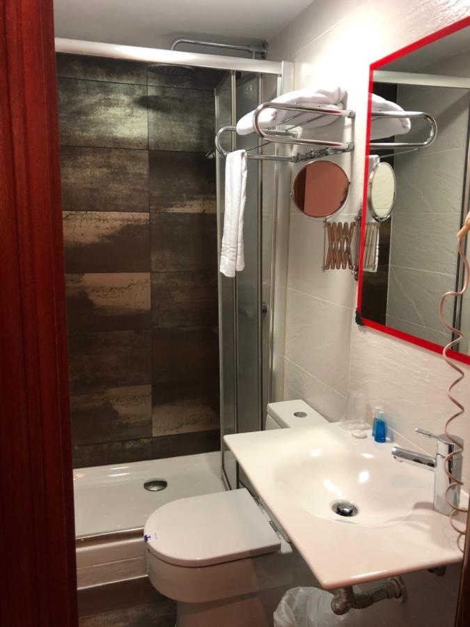 Hostal Astoria Madrid Bagian luar foto