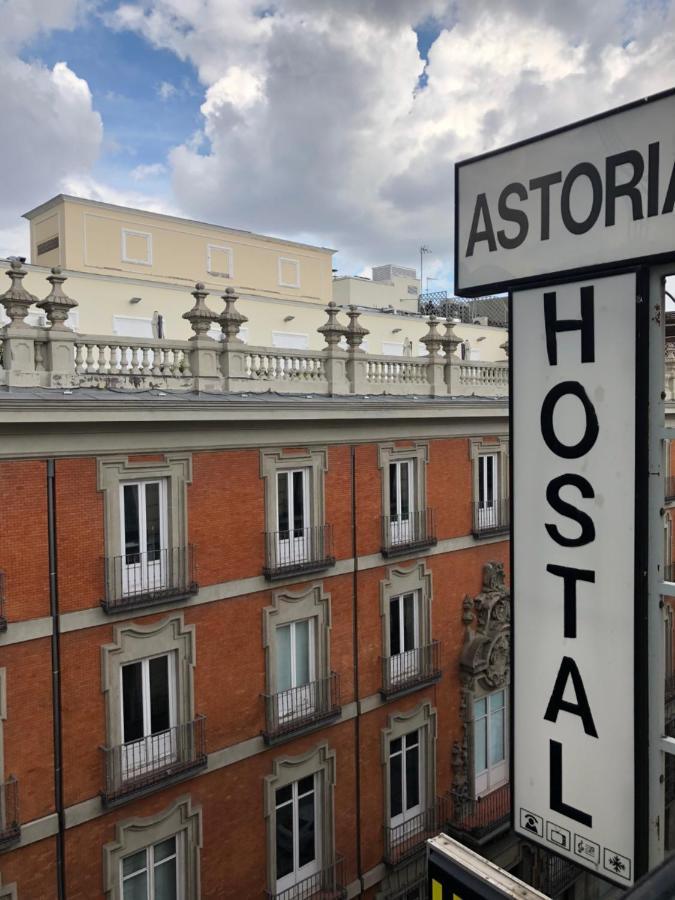 Hostal Astoria Madrid Bagian luar foto