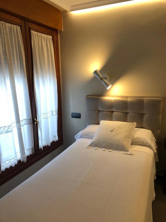 Hostal Astoria Madrid Bagian luar foto