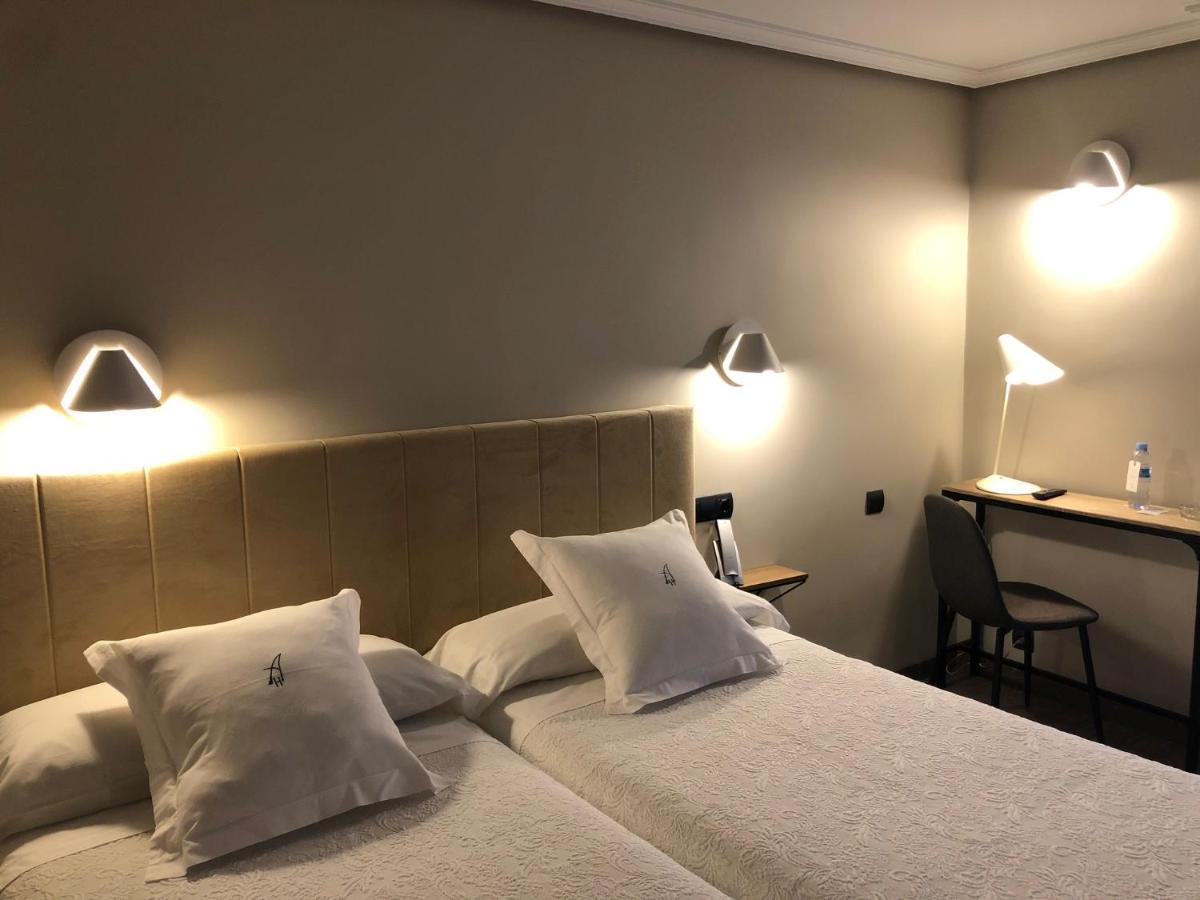 Hostal Astoria Madrid Bagian luar foto