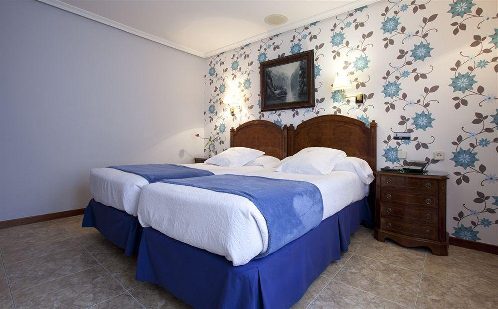 Hostal Astoria Madrid Bagian luar foto